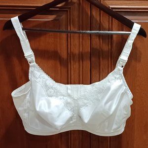 Playtex Bra, 40D, White with Lace